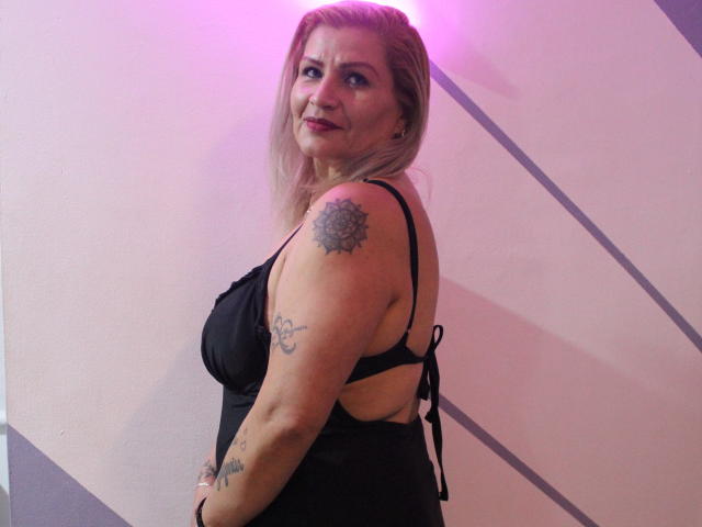 VictoriaRubio - Live sex cam - 28807118