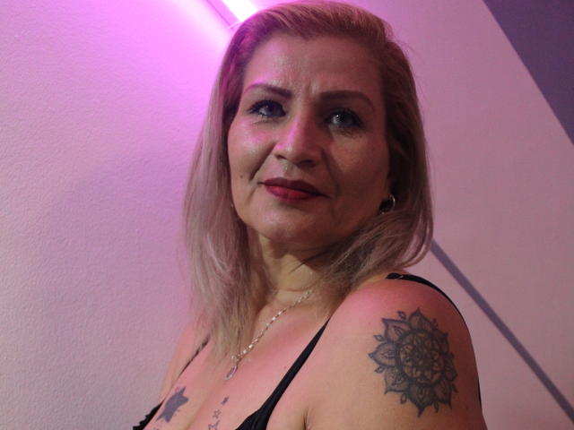 VictoriaRubio - Live Sex Cam - 28807127