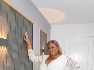 Ver la ficha detallada de NahomiAnders