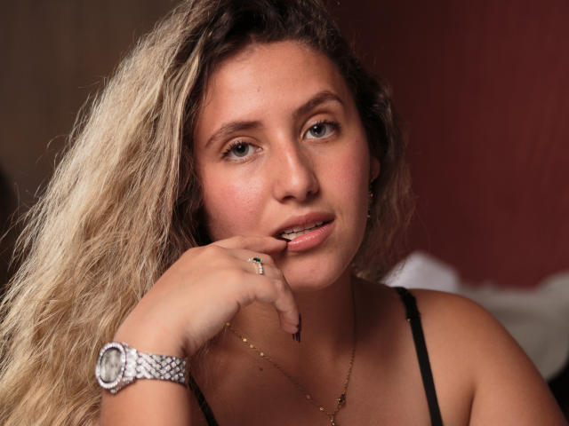 LilaVega - Live porn &amp; sex cam - 28808477