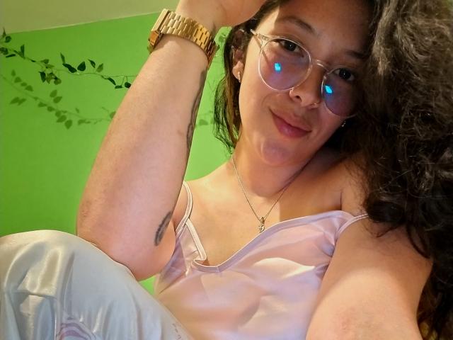 ChantalBernadette - Live porn &amp; sex cam - 28808621