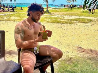 Prikaži popoln profil modela alex0816