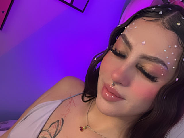 LunaBlossom - Live sexe cam - 28809293