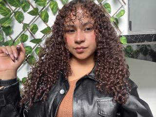 Prikaži popoln profil modela SofiaPassionne