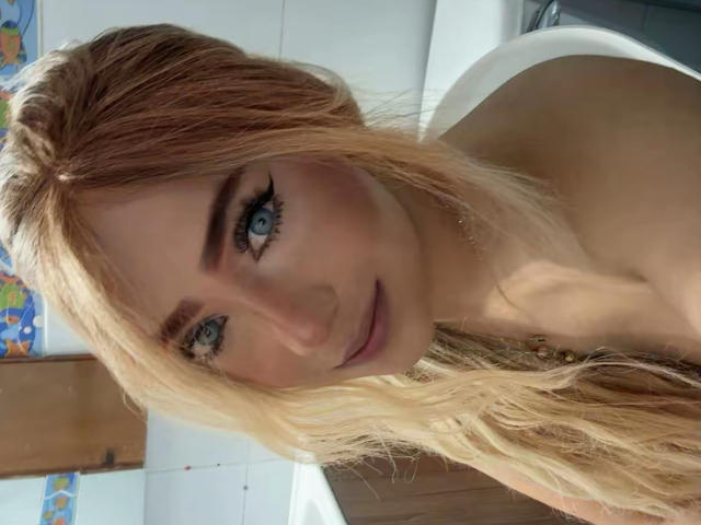 VictoriiaGrey - Live sex cam - 28810361