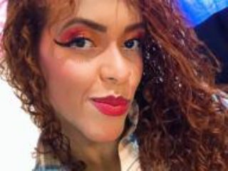 Prikaži popoln profil modela ShamanthaFire