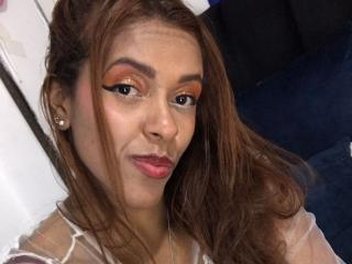 Prikaži popoln profil modela ShamanthaFire