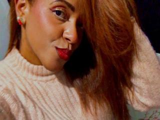 Prikaži popoln profil modela ShamanthaFire