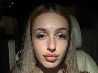 Prikaži popoln profil modela ClaraBenatti