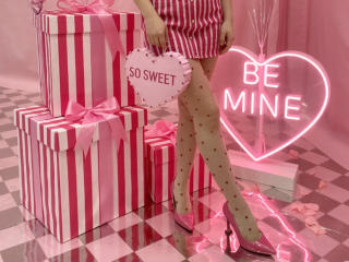 Prikaži popoln profil modela Marriam