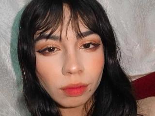 Prikaži popoln profil modela KatherinJohns