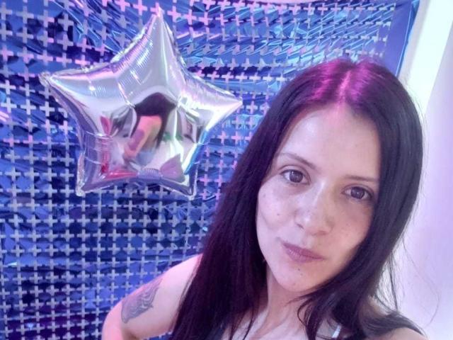 AriannaSeete - Live sexe cam - 28812293