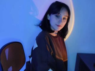 Prikaži popoln profil modela AnnieLamberth