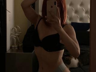 Prikaži popoln profil modela BelladonnaLips