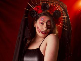 Prikaži popoln profil modela VanessaClose