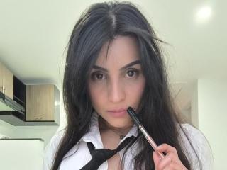 Prikaži popoln profil modela SaraWestt