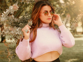 Prikaži popoln profil modela SaraWestt