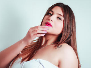 Prikaži popoln profil modela SaraWestt