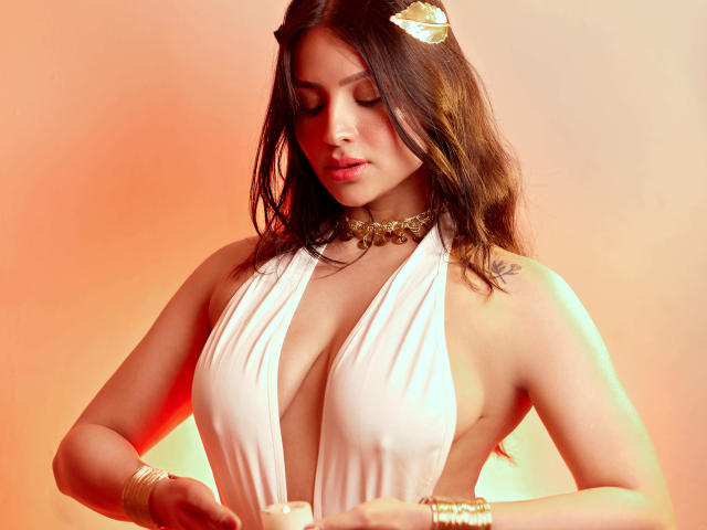 SaraWestt - Live sexe cam - 28818020