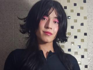 Prikaži popoln profil modela EllieCherry