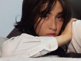 Prikaži popoln profil modela EllieCherry