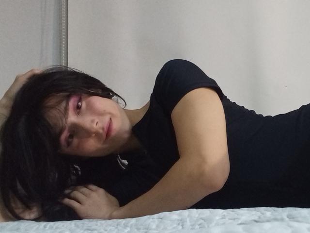 EllieCherry - Live porn &amp; sex cam - 28818362