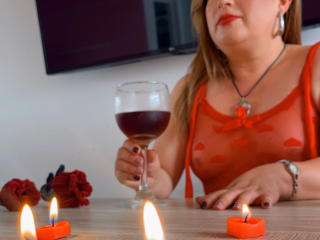 Prikaži popoln profil modela MonicaPink