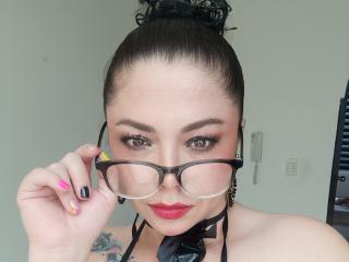 Prikaži popoln profil modela SamanthaVenus