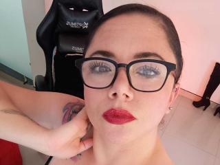 Prikaži popoln profil modela SamanthaVenus