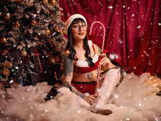 Prikaži popoln profil modela TatsumiLee