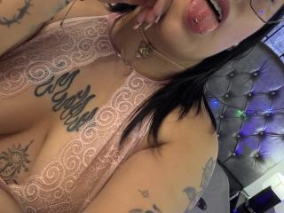 Prikaži popoln profil modela NatalieHarris