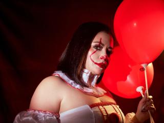 Prikaži popoln profil modela SamanthaVenus