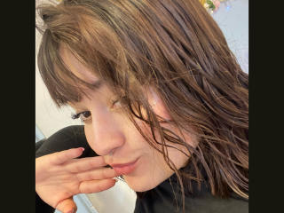 Prikaži popoln profil modela AnikaFleur