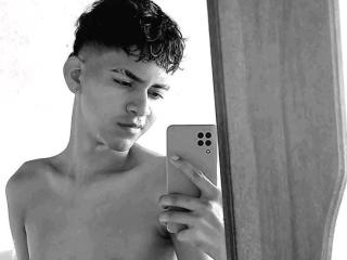 Prikaži popoln profil modela BabyBluex19