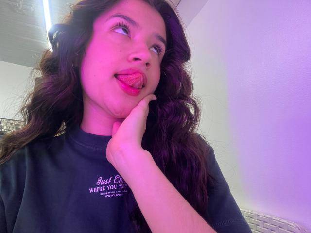 IrisBlair - сексуальная веб-камера в реальном времени - 28820723