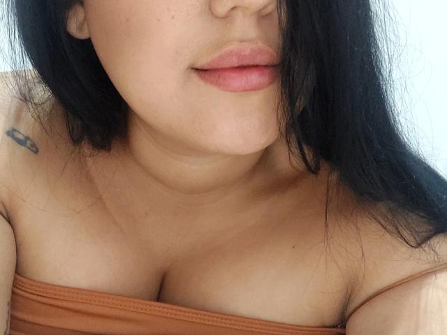 LauraRichis - Live sex cam - 28821485
