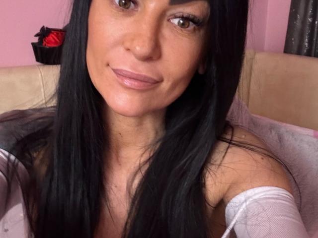 AndraD - Live porn &amp; sex cam - 28822520