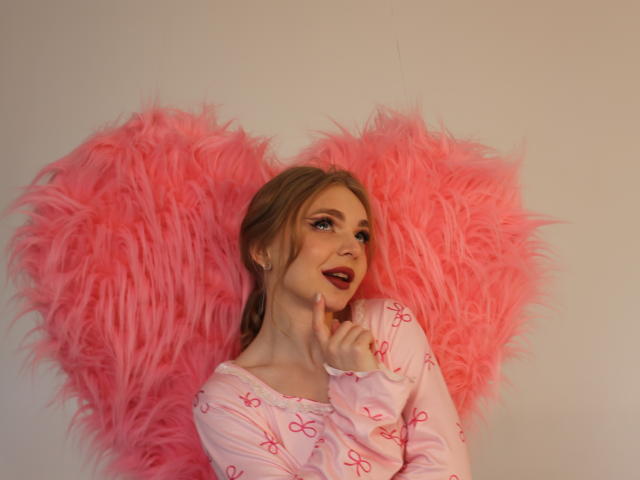 EmilySunshineS - Live Sex Cam - 28825286