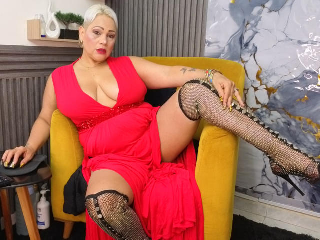 GianellaCox - פורנו בשידור חי ומצלמת סקס - 28826804