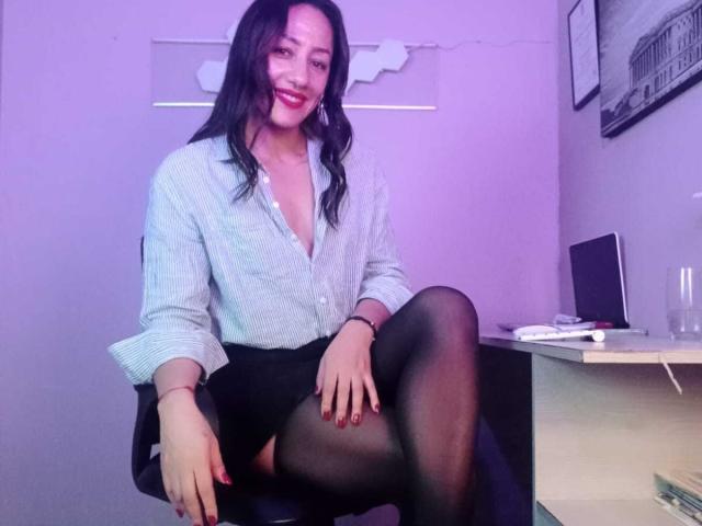 SamanthaCorine - Live porn &amp; sex cam - 28827377