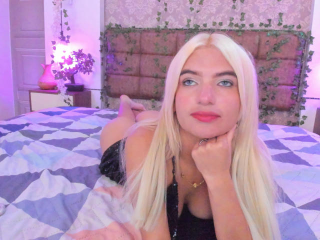 SabrinaColle - פורנו בשידור חי ומצלמת סקס - 28827869