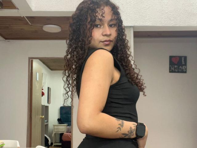 SofiaPassionne - Live sex cam - 28828166