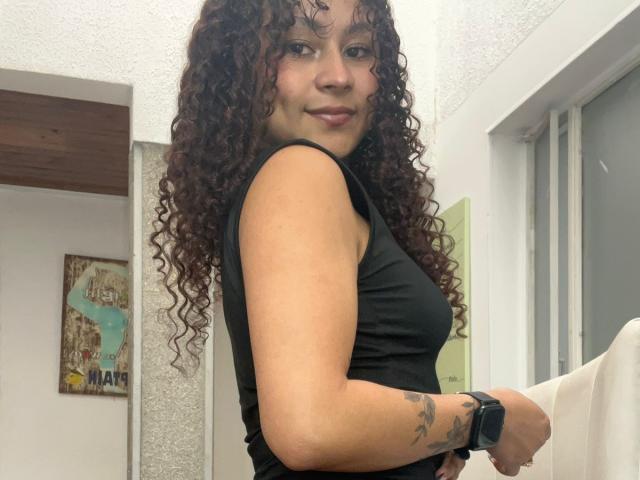 SofiaPassionne - Live sex cam - 28828169