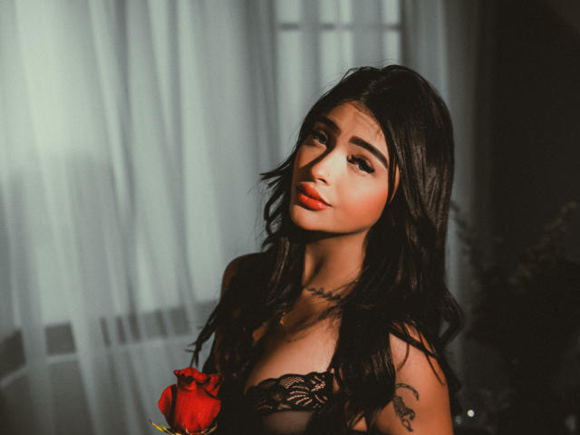 LunaLenox - Live Sex Cam - 28828844