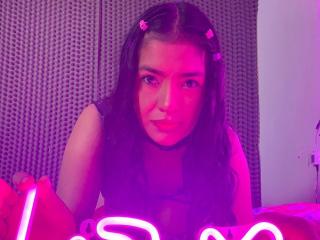 Xem hồ sơ đầy đủ của ArianithaXox