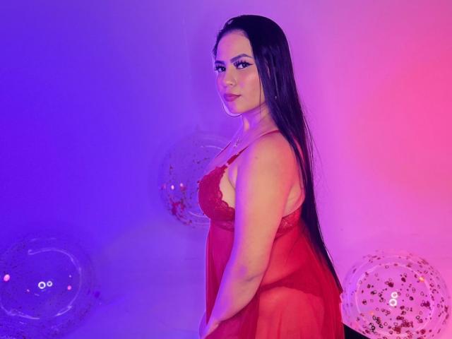 KatherinBaker - Élő pornó és szexkamera - 28835378