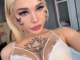 Xem hồ sơ đầy đủ của SweetNosha