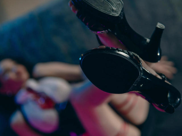 JennaDerose - Porno na żywo i seks kamera - 28836377