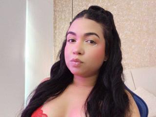 Xem hồ sơ đầy đủ của AliceSmity