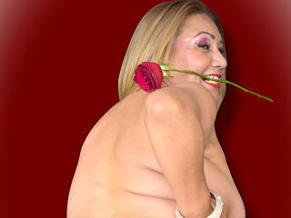 Ver la ficha detallada de MatureYayita